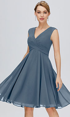 A-line Col en V Longueur genou Mousseline polyester Robe de bal