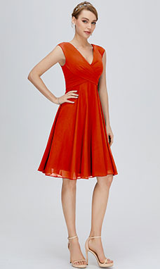 A-line V-neck Knee-length Chiffon Cocktail Dress